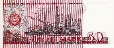 Beschrijving achterzijde: OIL REFINERY